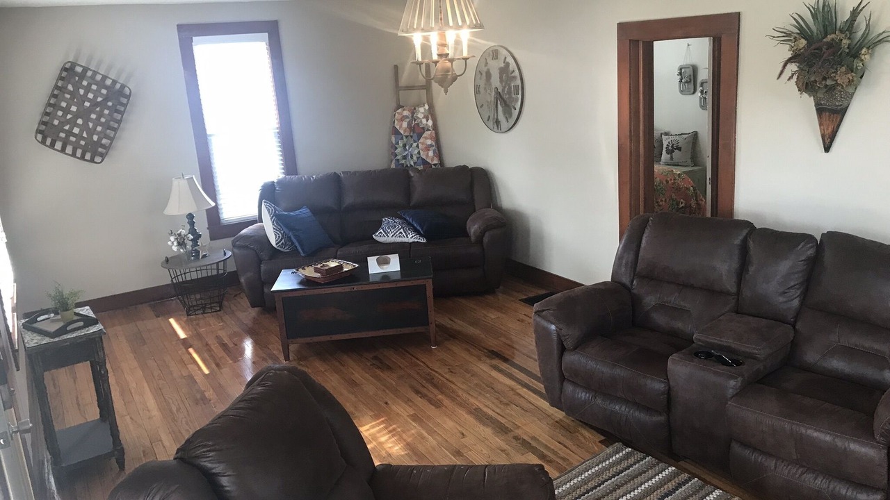 Photo of Livingroom in Bethany