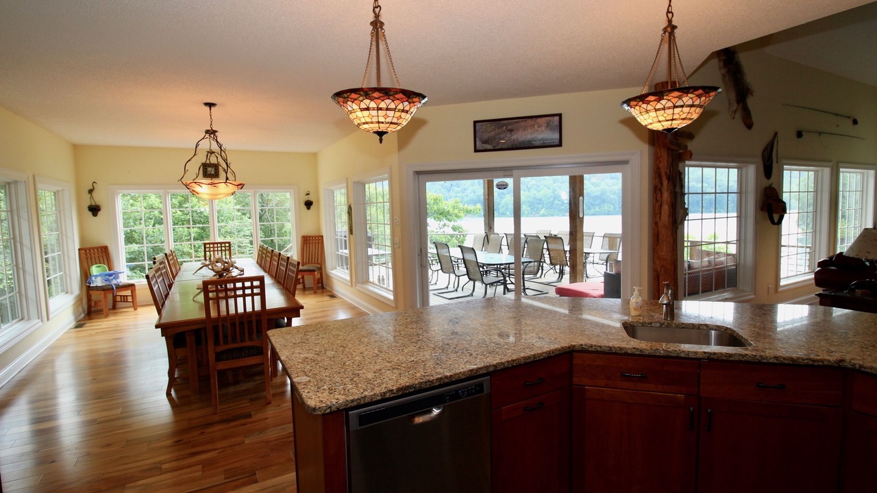 Photo of Bedroom in La Follette