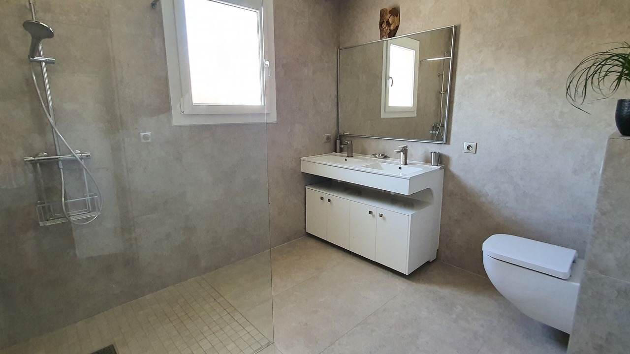 Photo of Bathroom in Le Bosc