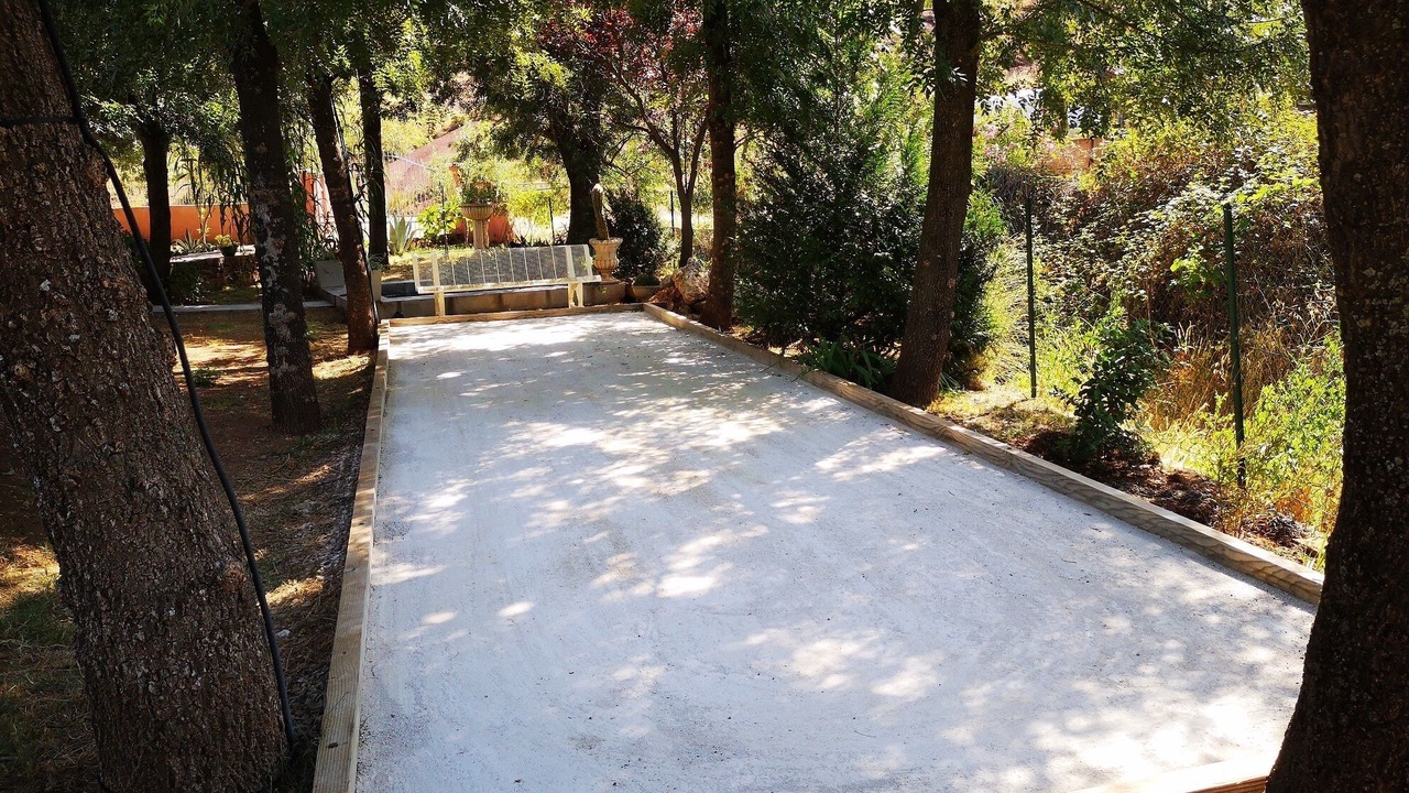 Photo of Outdoor in Le Bosc