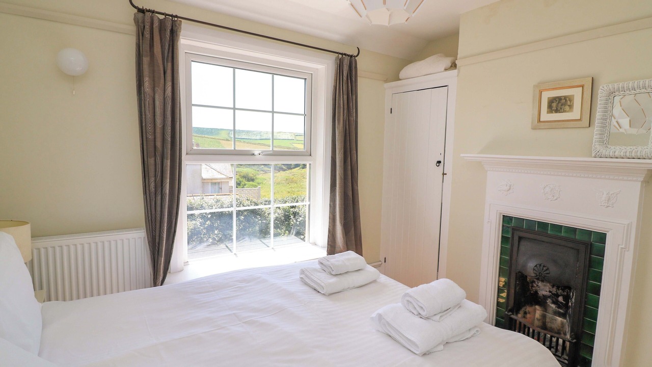 Photo of Bedroom in Thurlestone