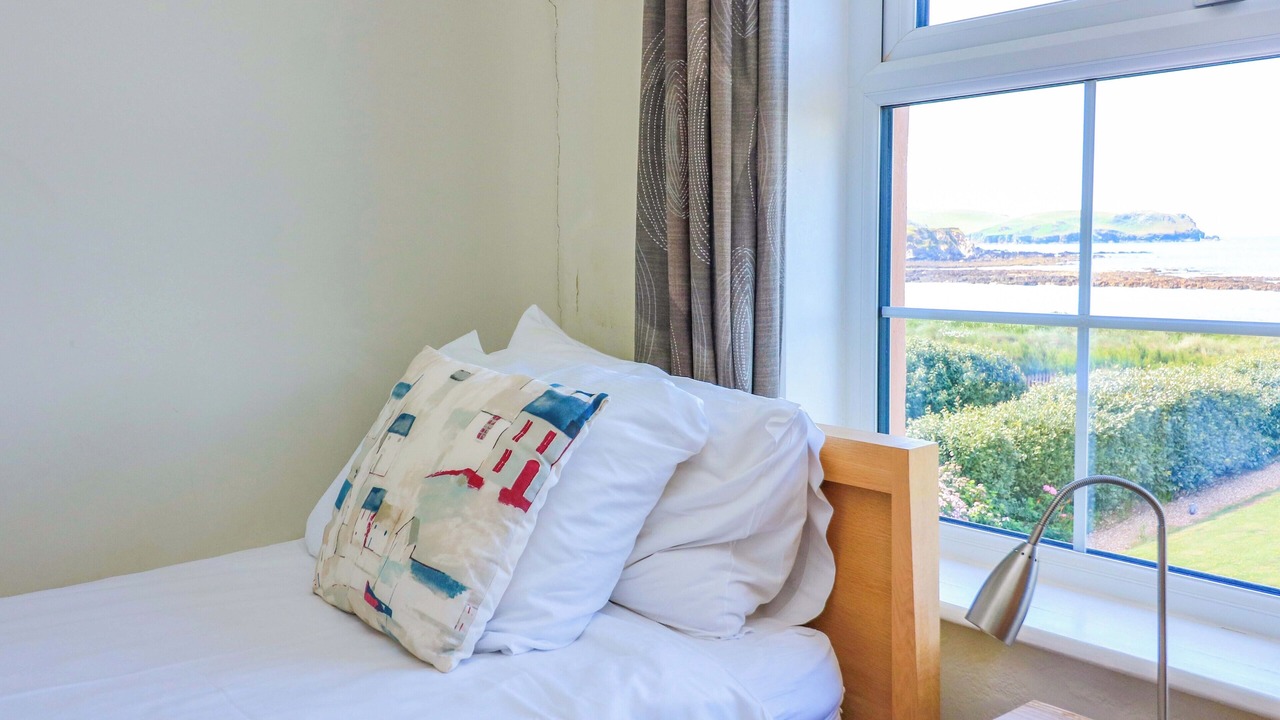 Photo of Bedroom in Thurlestone