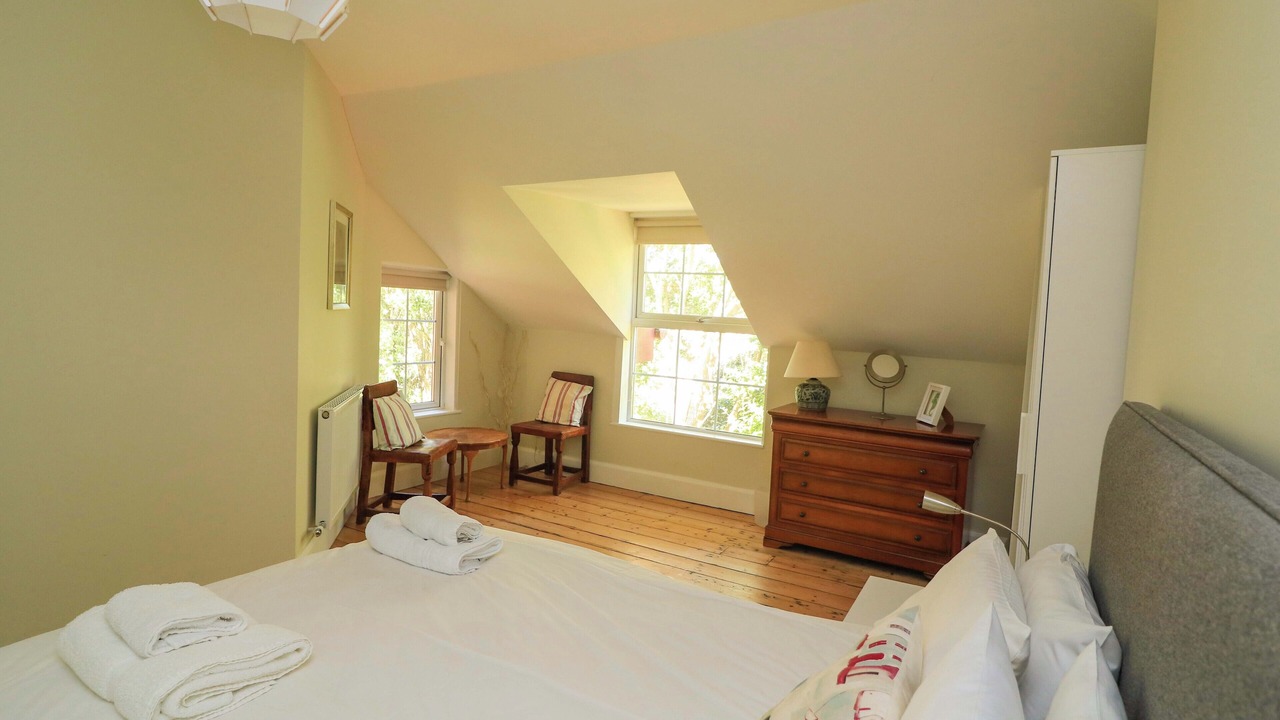 Photo of Bedroom in Thurlestone