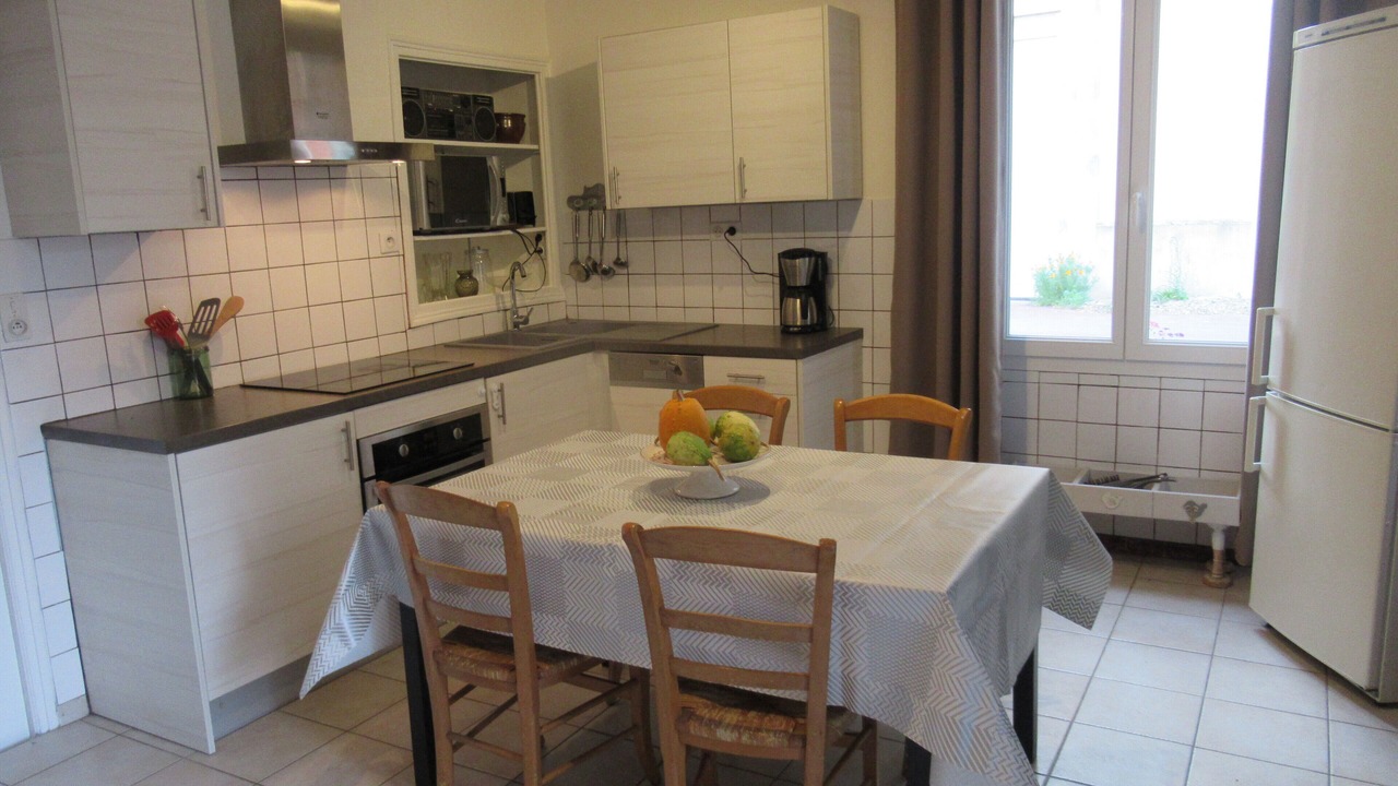 Photo of Kitchen in Heutregiville