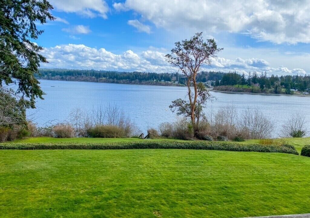 Photo of Others in Freeland