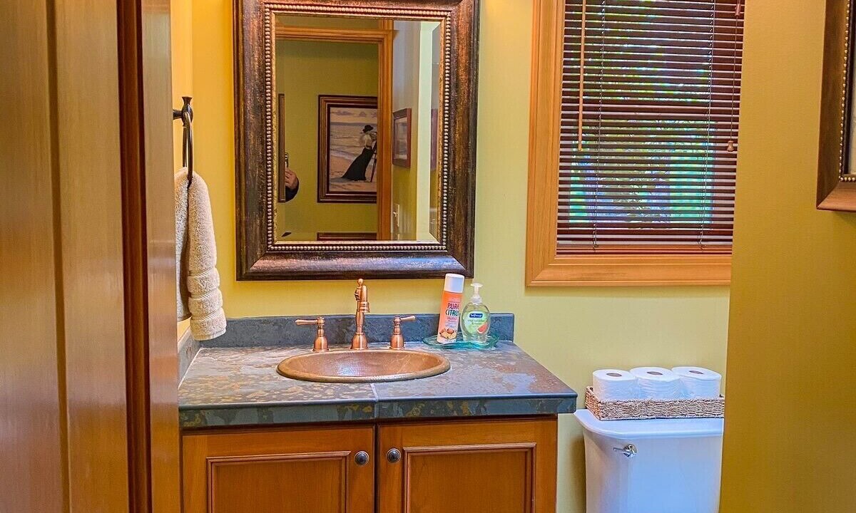 Photo of Bathroom in Freeland