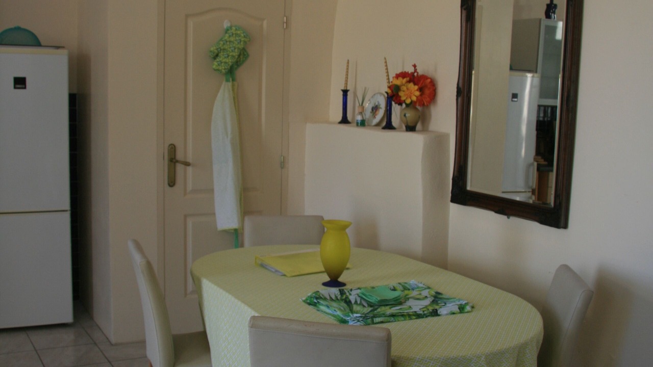 Photo of Others in Berrie