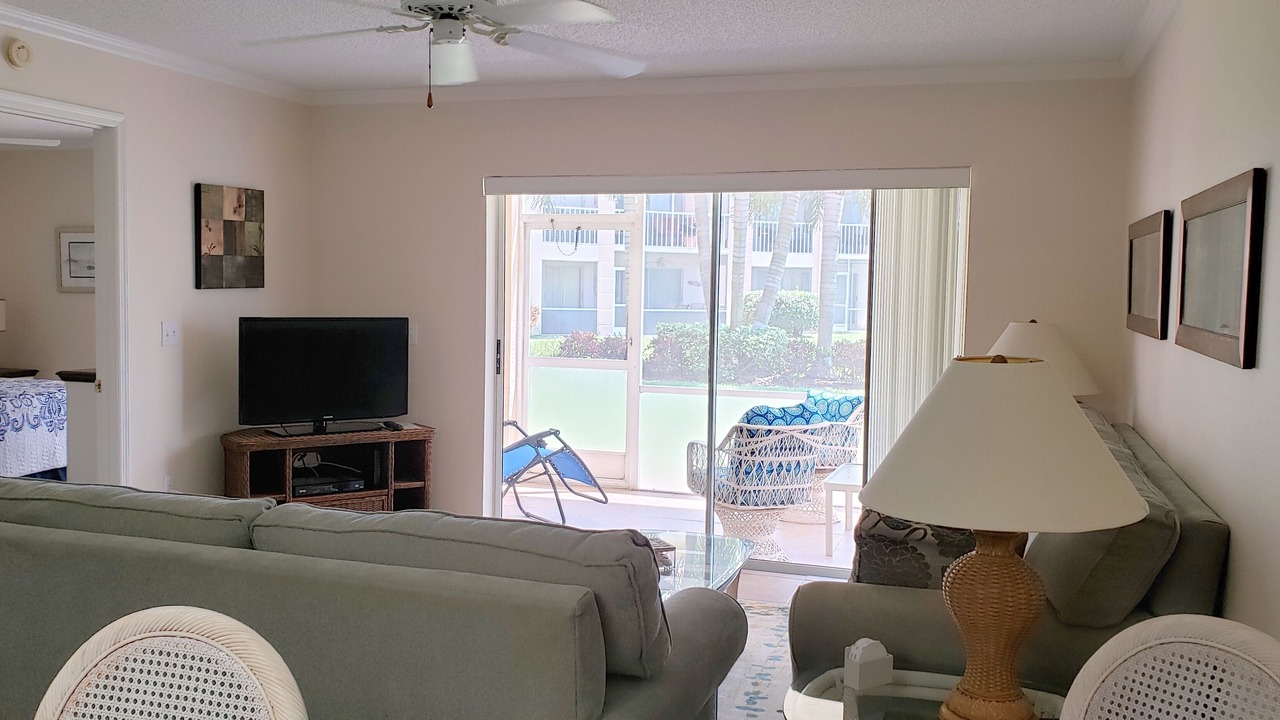Photo of Livingroom in Palmer Ranch