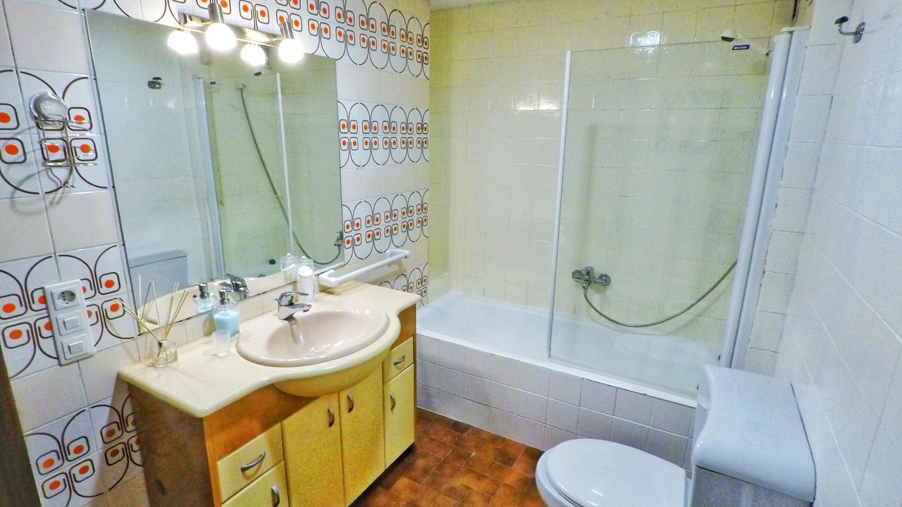 Photo of Bathroom in La Trinidad-San Juan y Todos los Santos