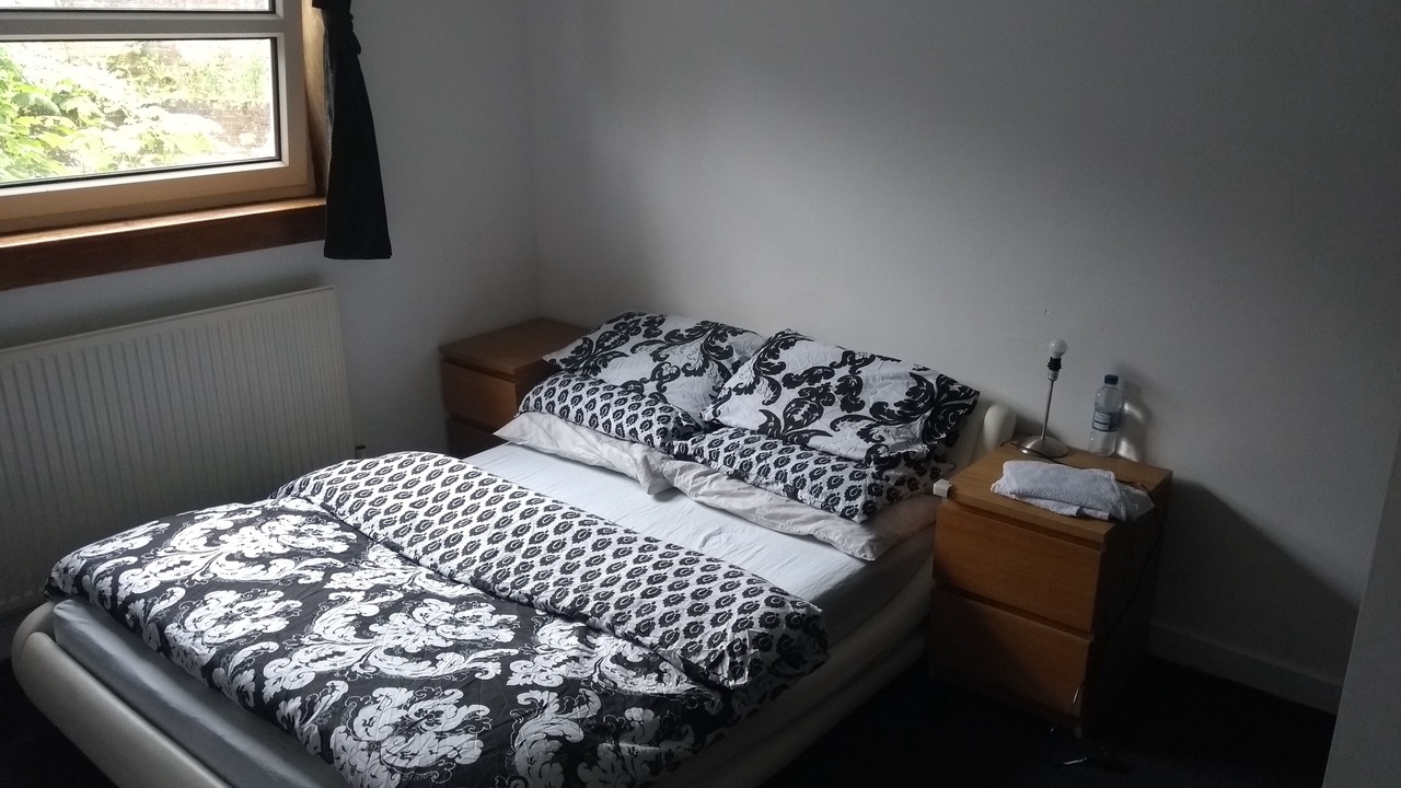 Photo of Bedroom in Bearsden