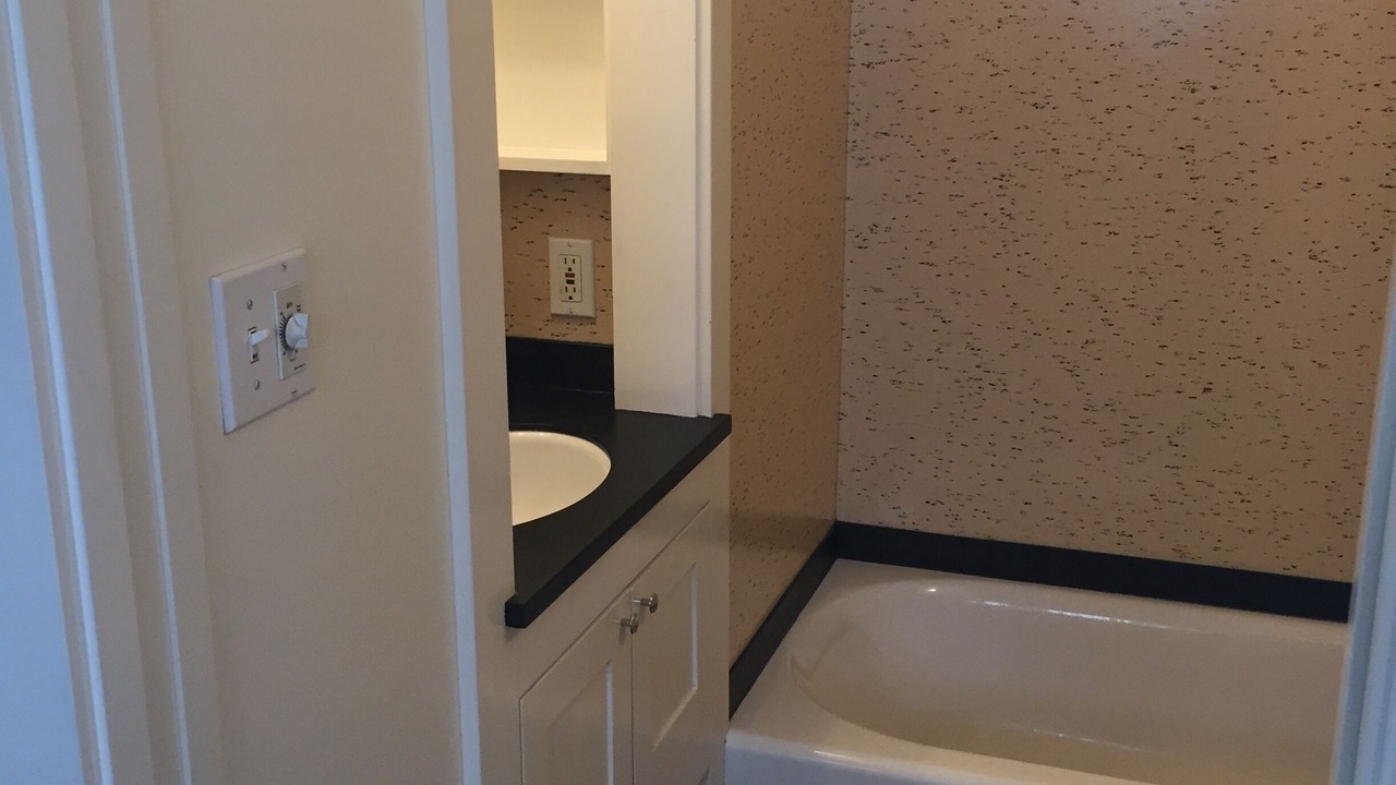 Photo of Bathroom in Broadway