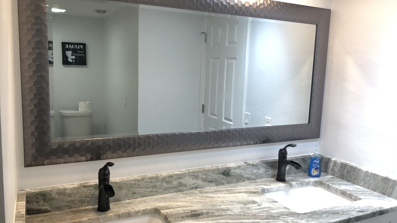 Photo of Bathroom in Biggar