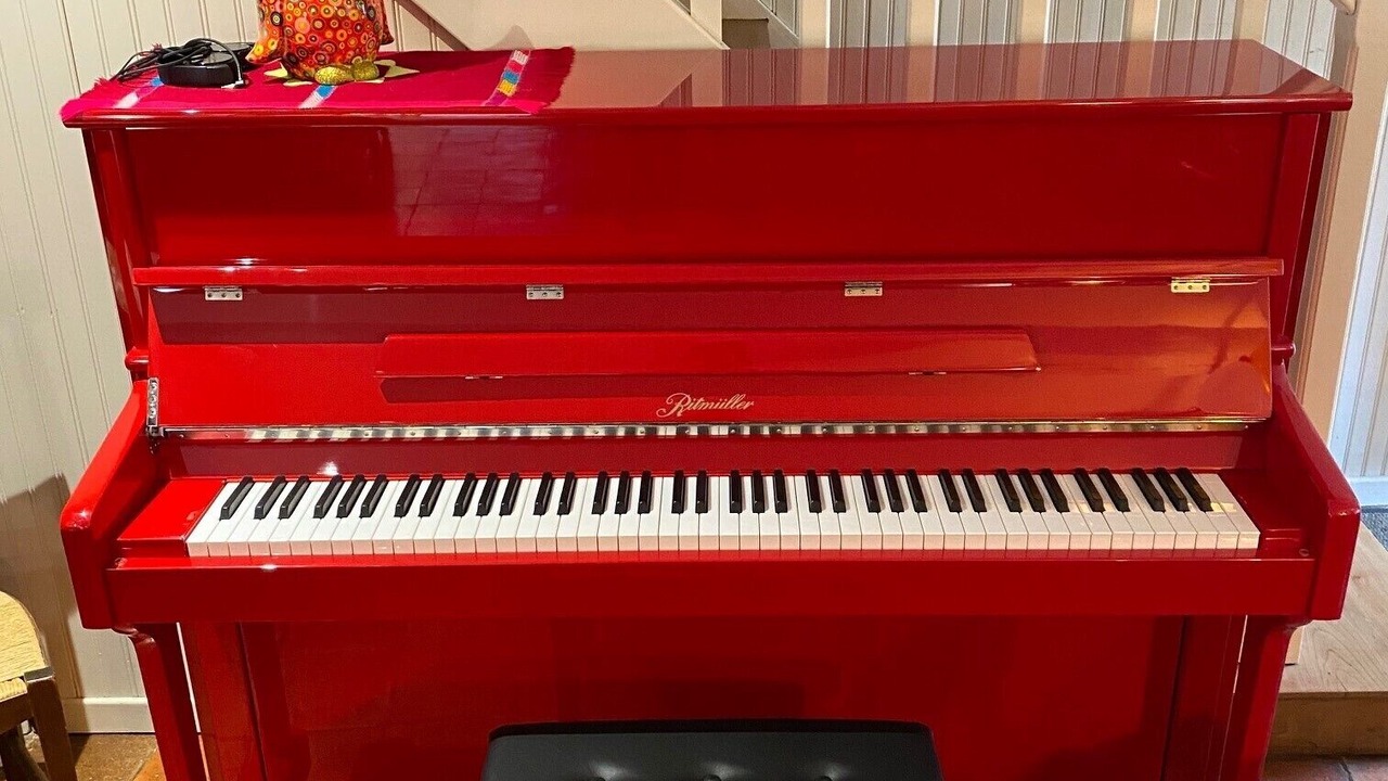 Photo of Others in Le Bez