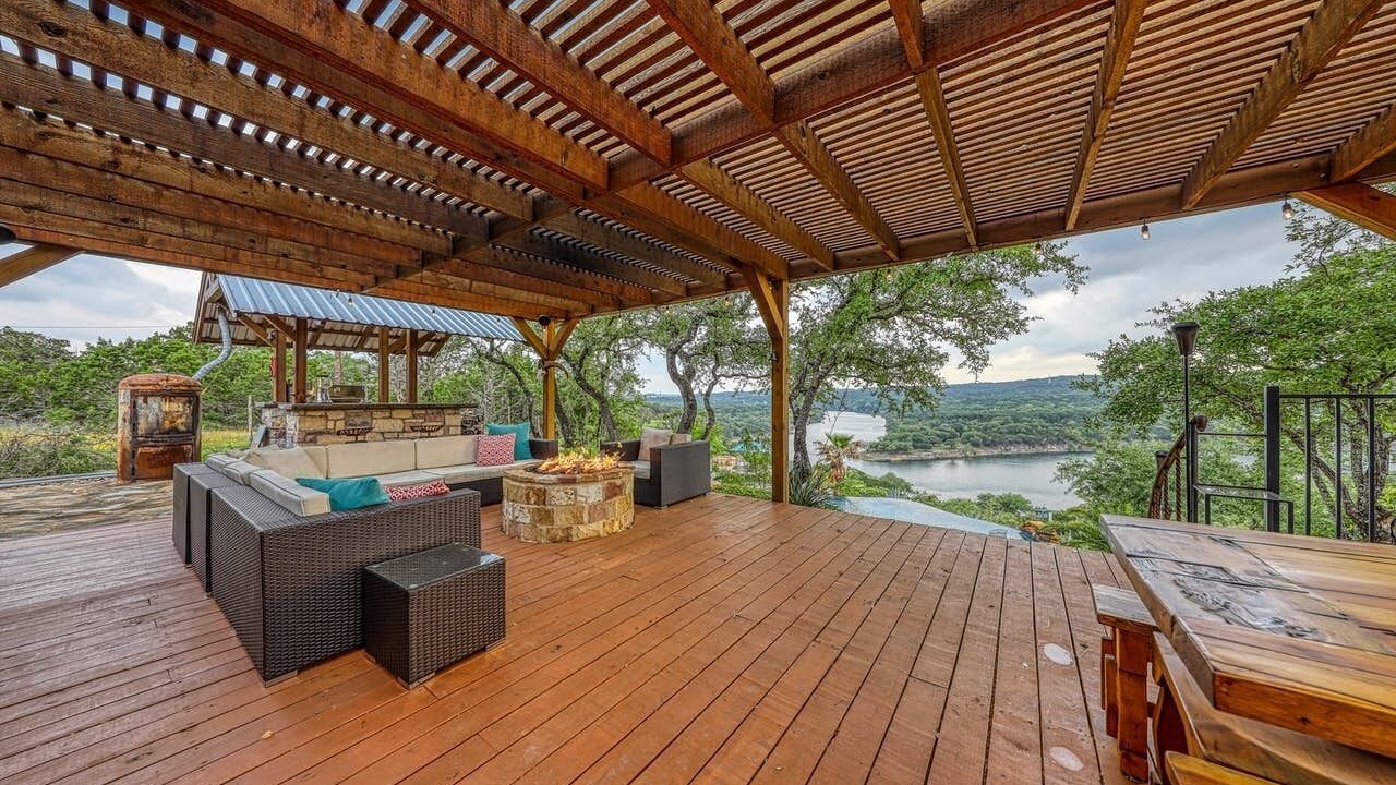 Photo of Outdoor in Oatmeal