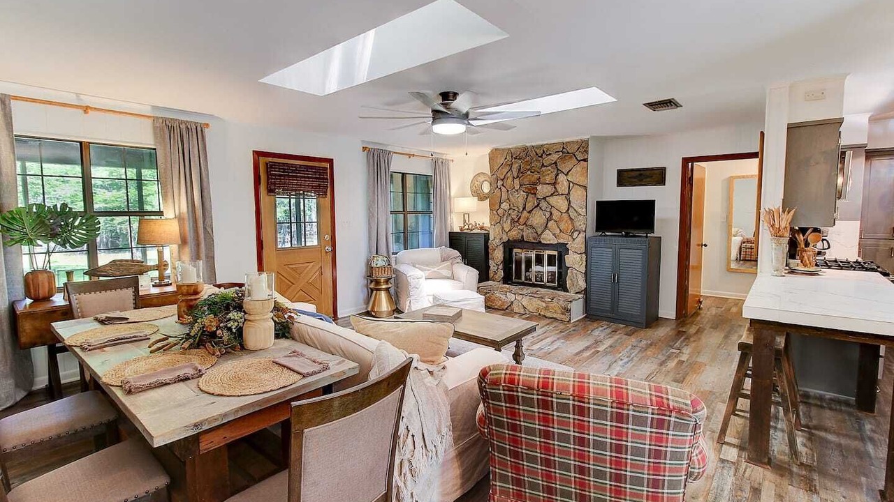 Photo of Livingroom in Shreveport