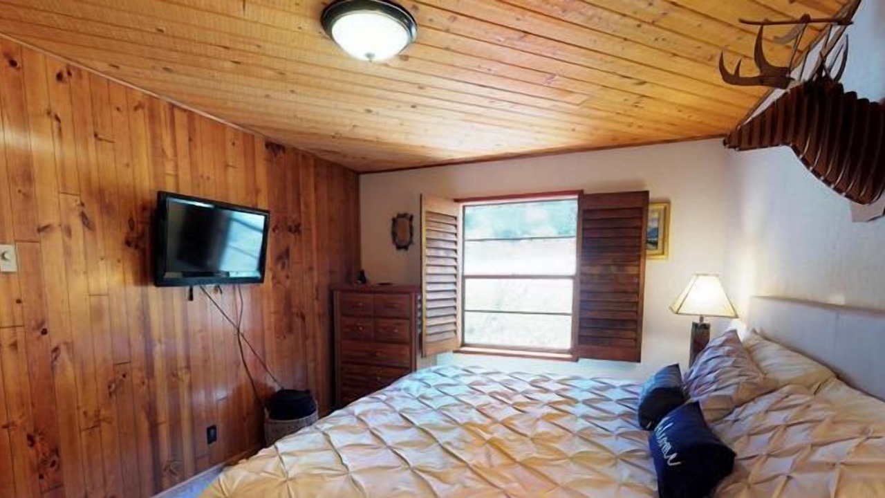 Photo of Bedroom in Angel Fire
