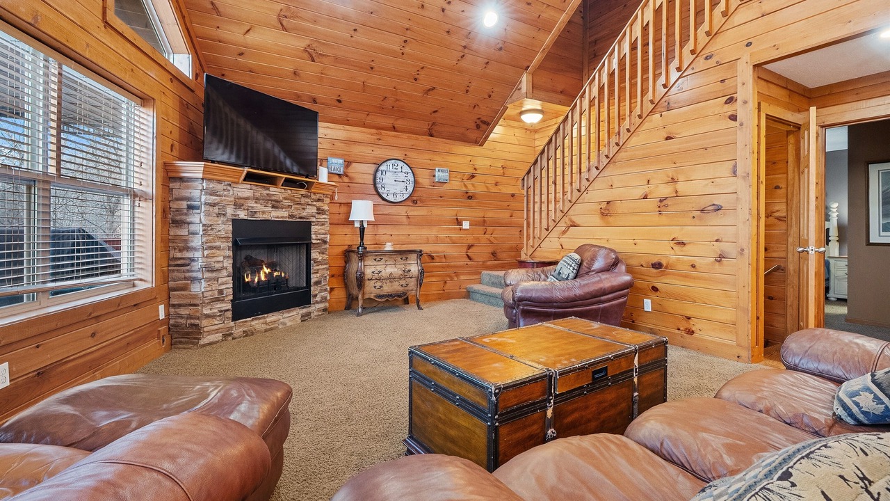 Photo of Bedroom in Lakeside Estates