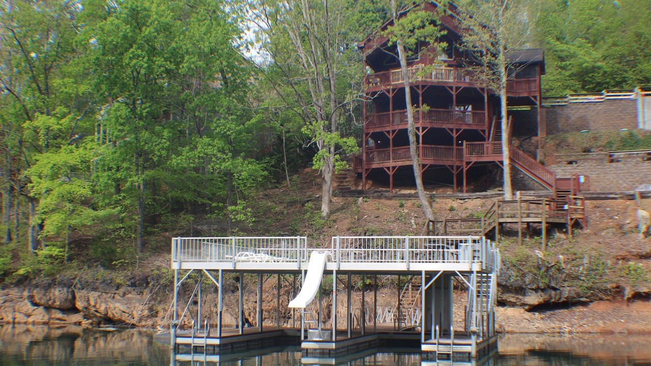 Photo of Outdoor in Lakeside Estates