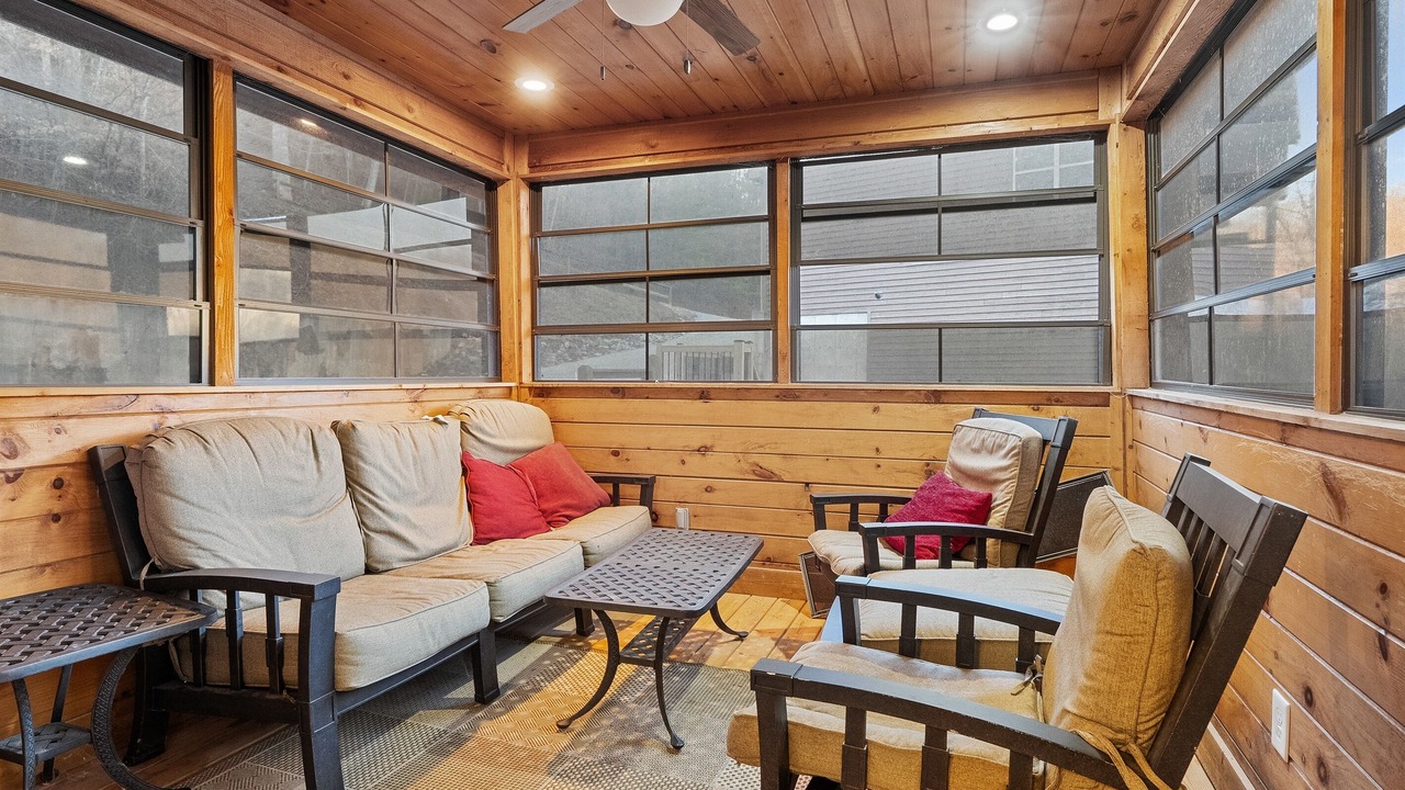Photo of Outdoor in Lakeside Estates