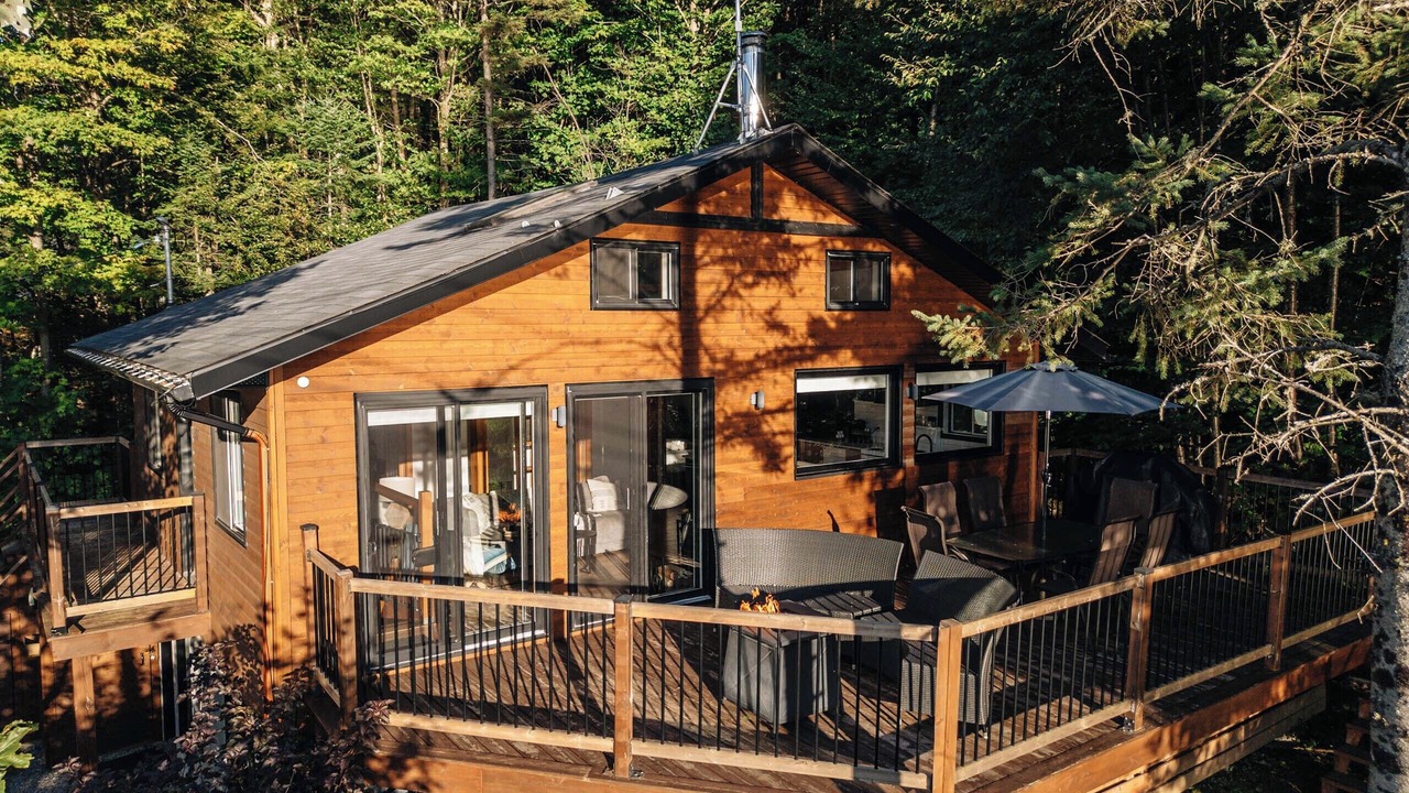 Photo of Patio Balcony in St-Adolphe-d'Howard