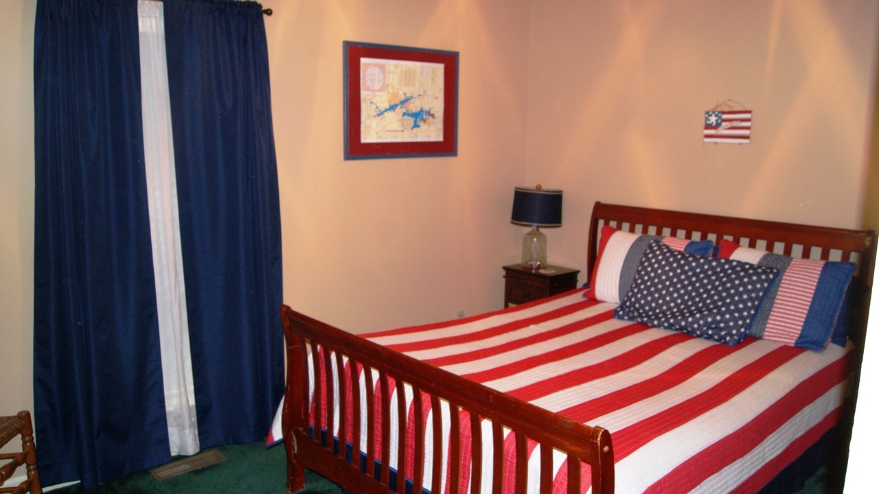 Photo of Bedroom in Quitman