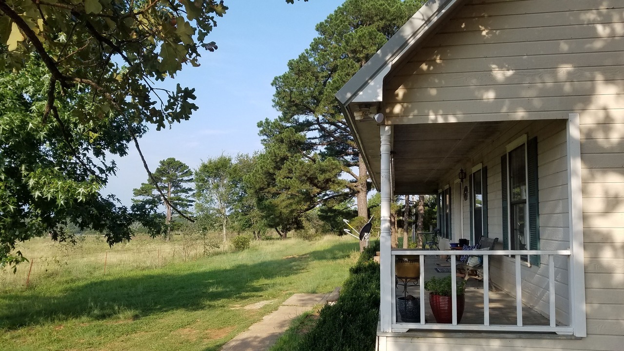 Photo of Patio Balcony in Booneville