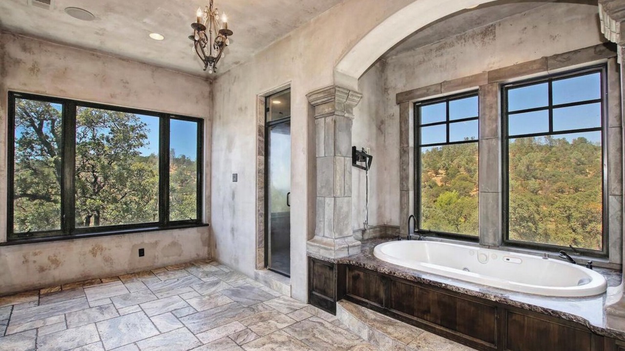 Photo of Bathroom in Auburn