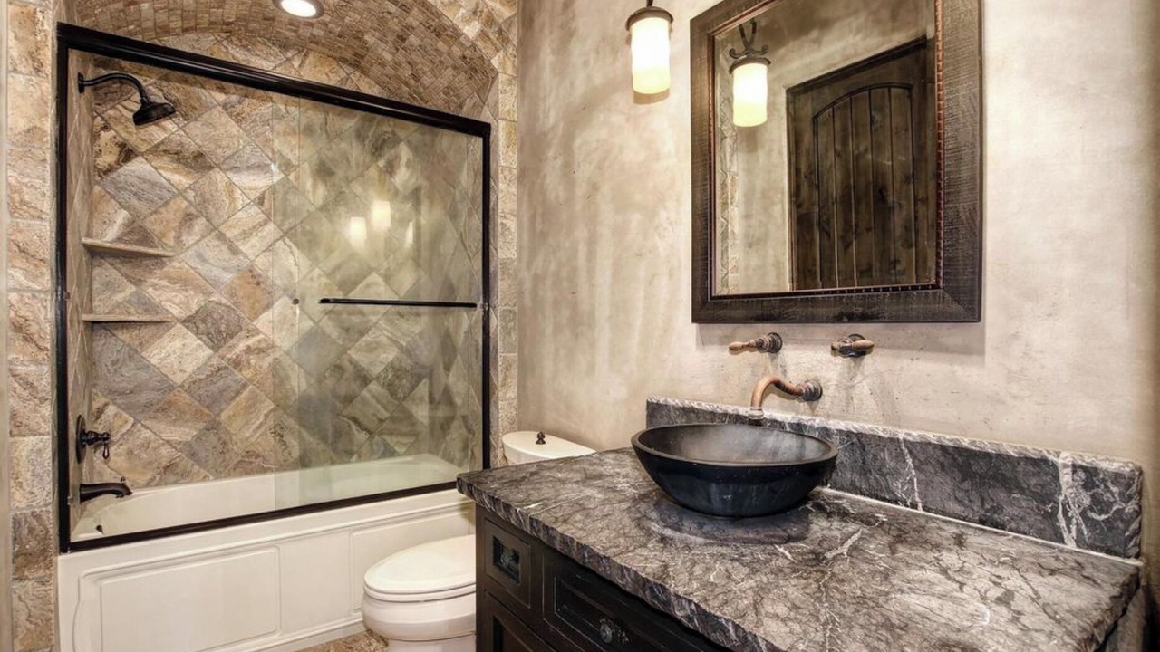 Photo of Bathroom in Auburn