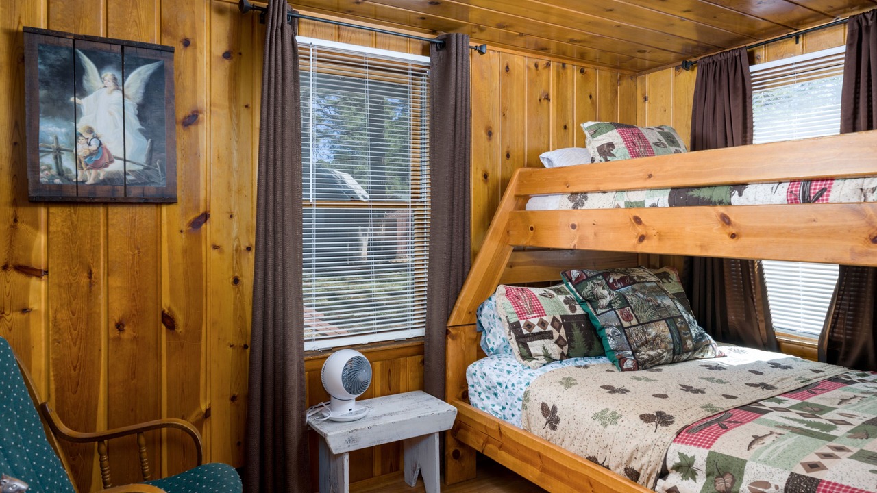Photo of Bedroom in Pinetop-Lakeside