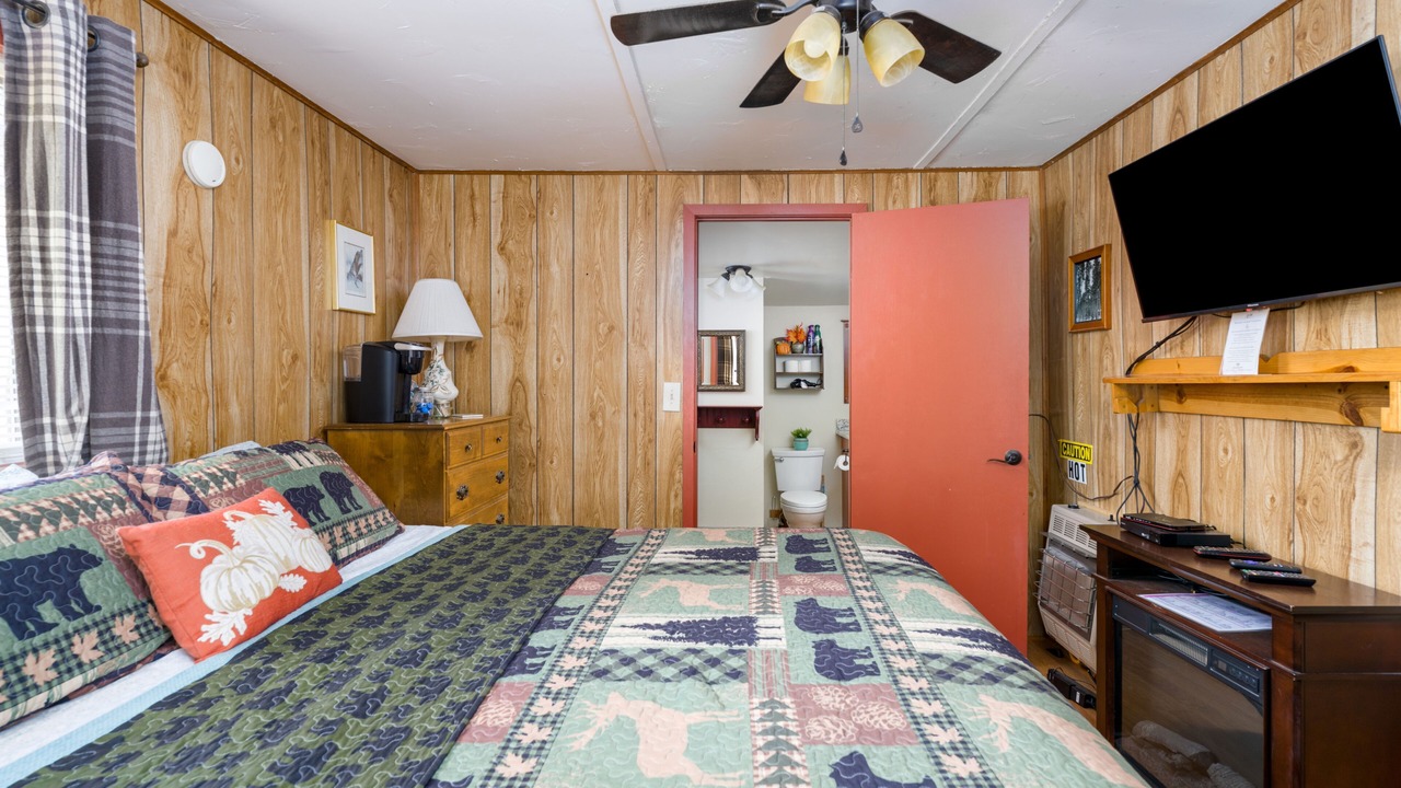 Photo of Bedroom in Pinetop-Lakeside