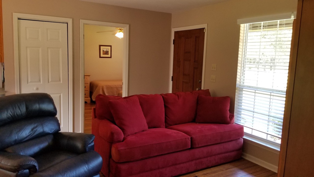 Photo of Livingroom in Crawfordville