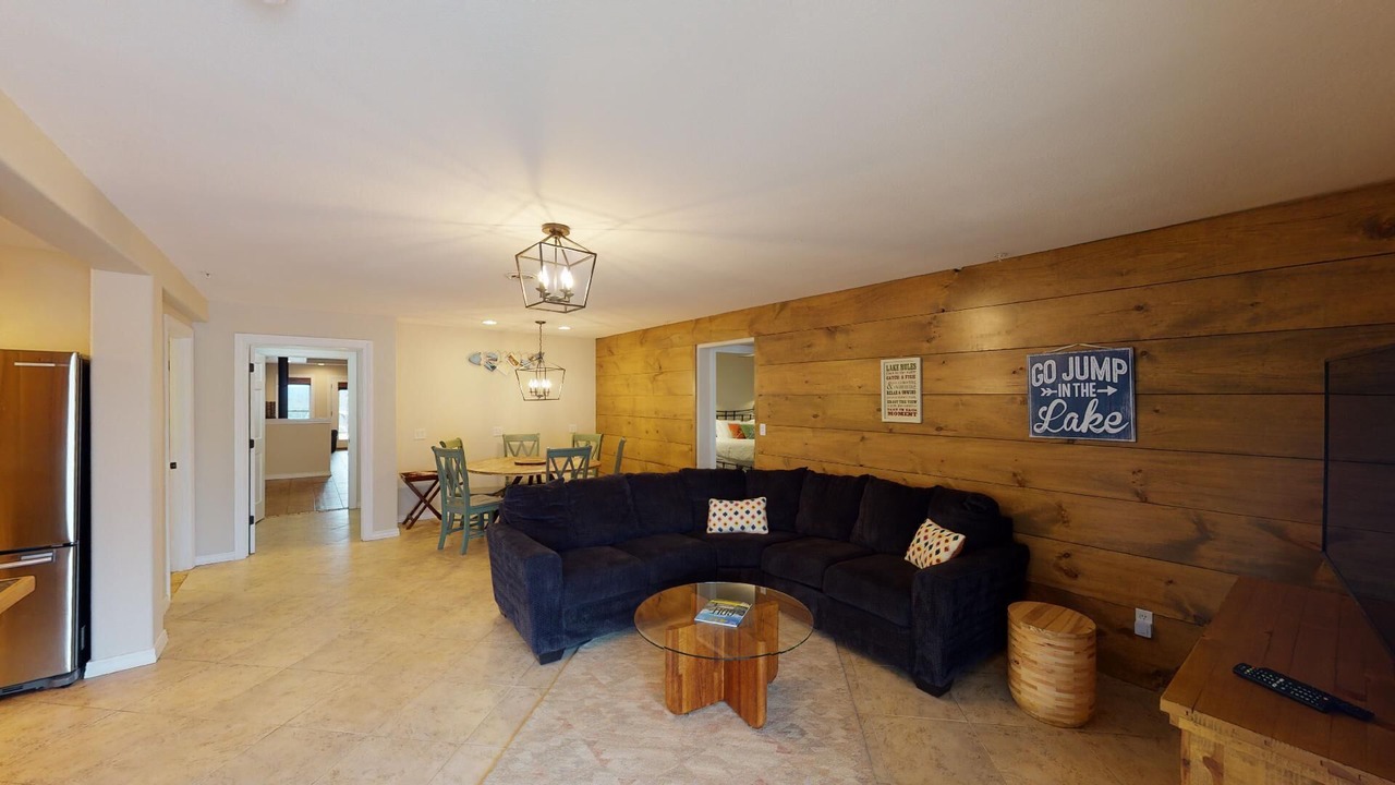 Photo of Bedroom in Kimberling City