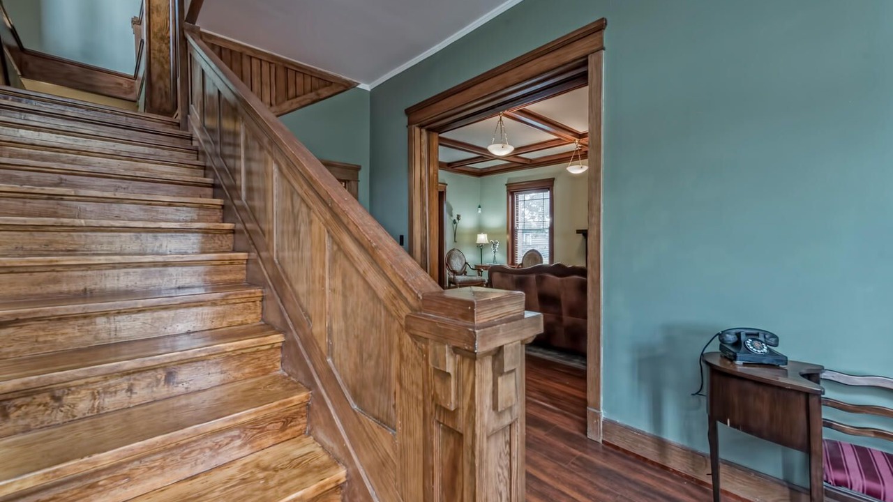 Photo of Bedroom in Austin Ave.