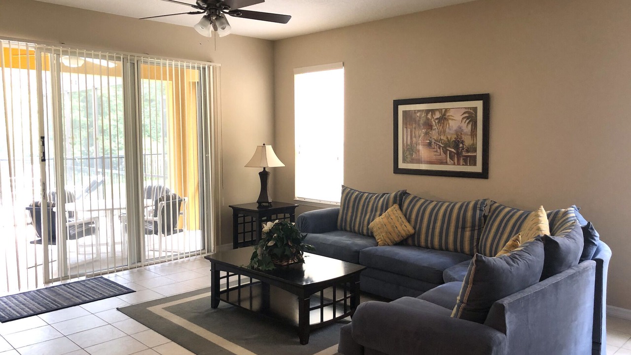Photo of Livingroom in Lake Berkley