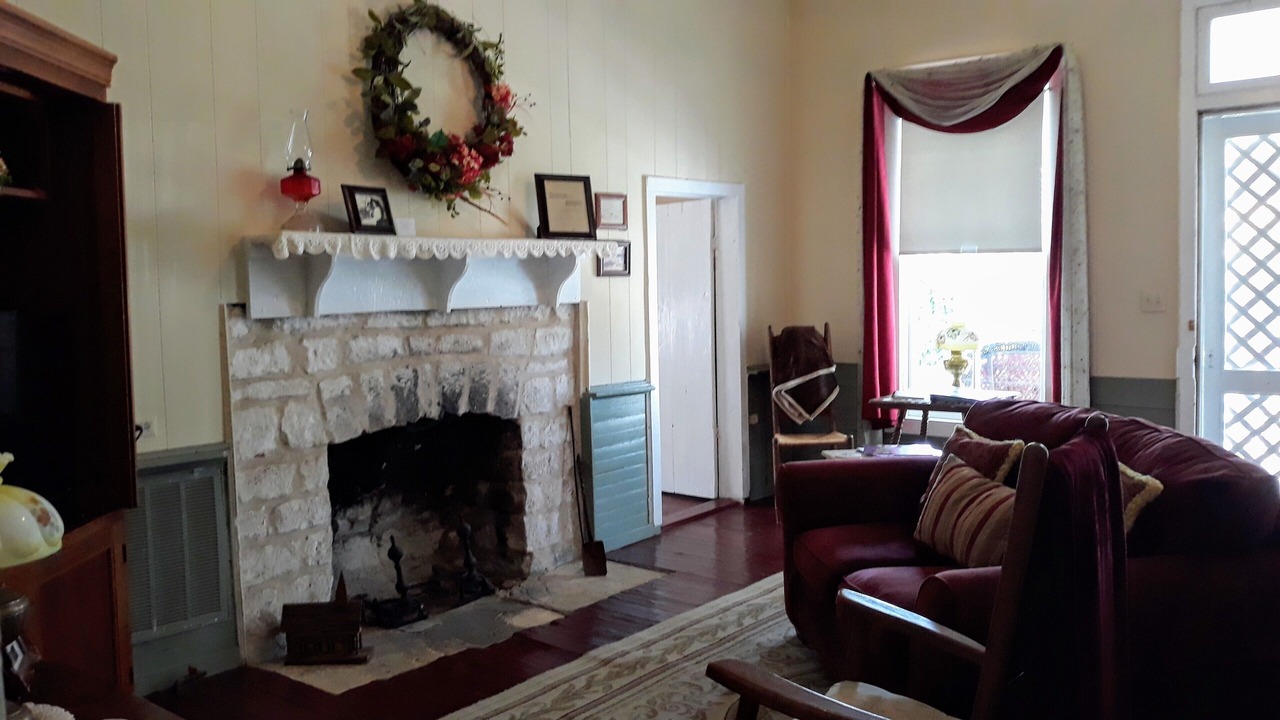 Photo of Livingroom in Dripping Springs