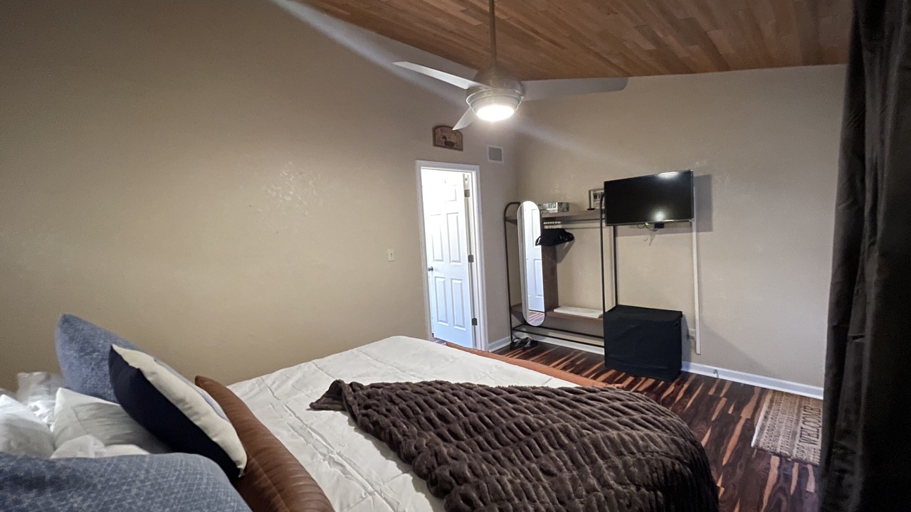 Photo of Bedroom in Osage Beach