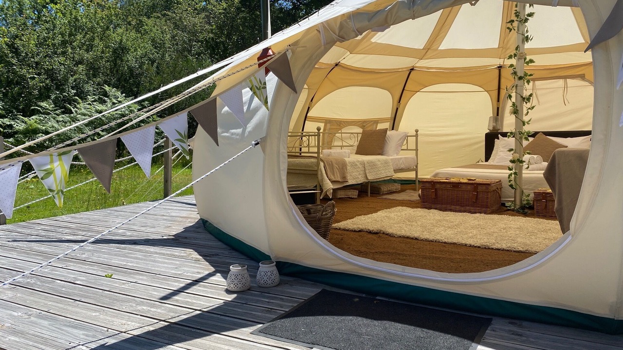 Photo of Outdoor in Blond