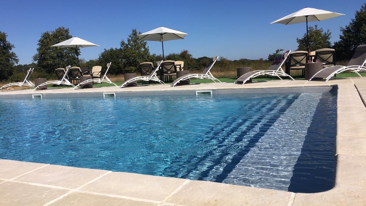 Photo of Outdoor in Blond