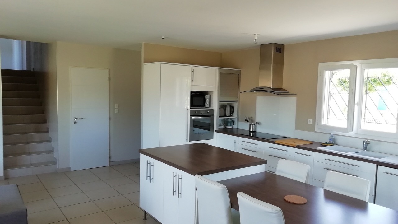 Photo of Kitchen in Camaret-sur-Aigues