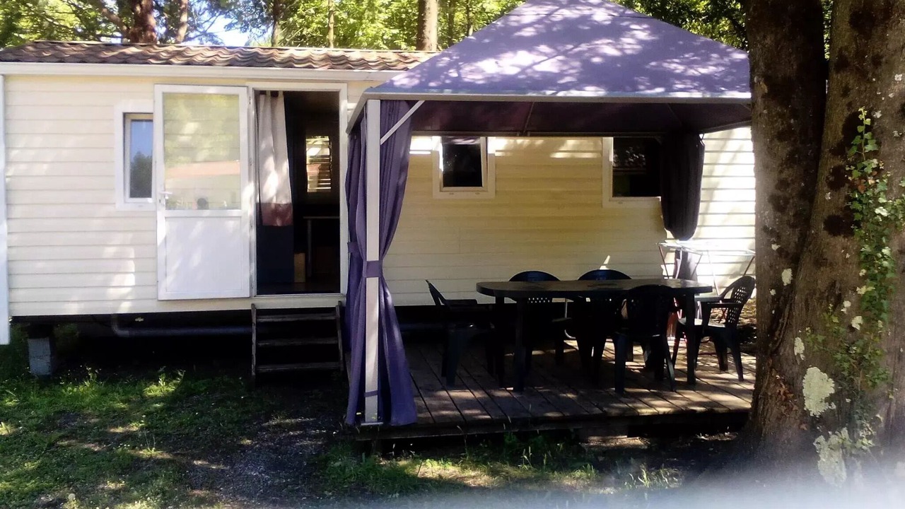 Photo of Outdoor in Saint-Jean-de-Valeriscle