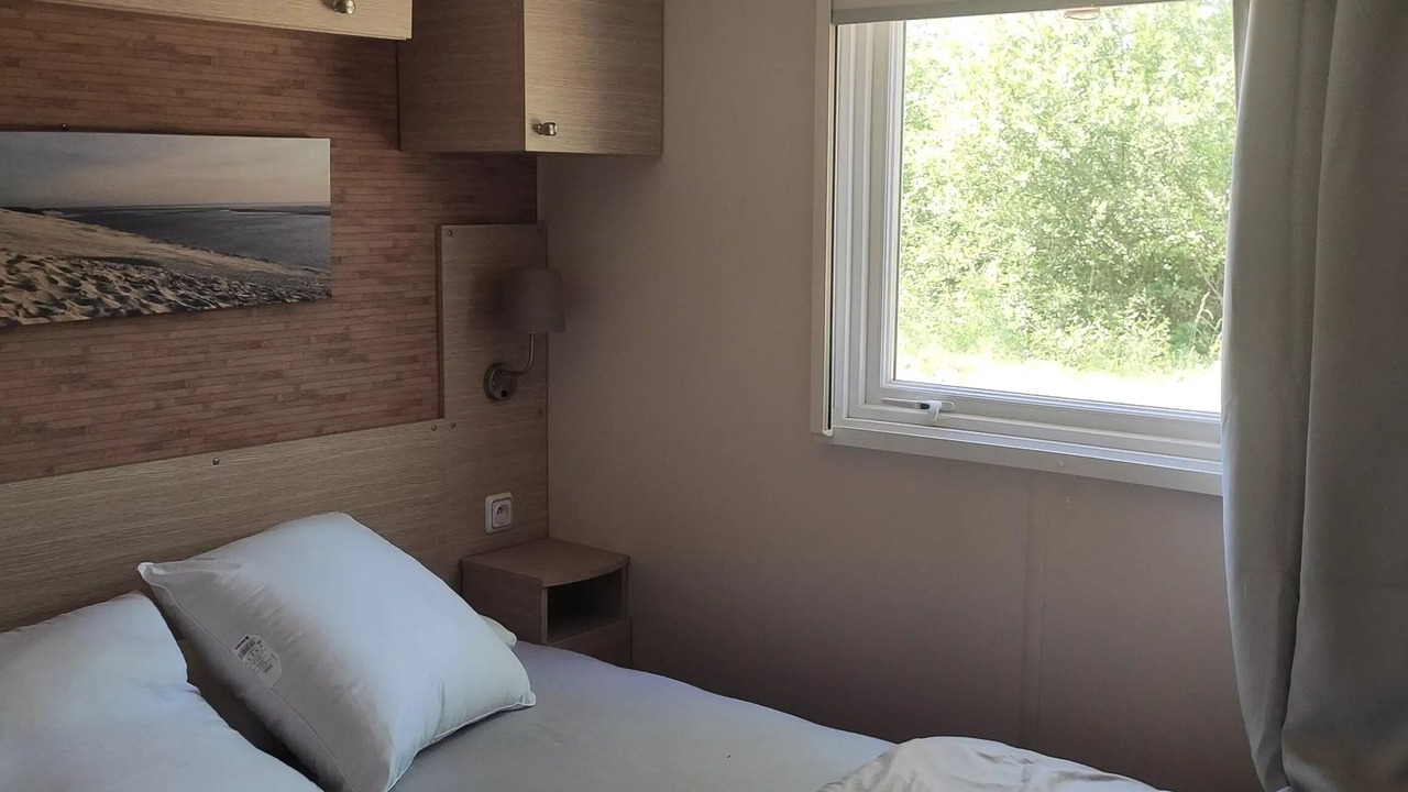 Photo of Bedroom in Saint-Paul-en-Born