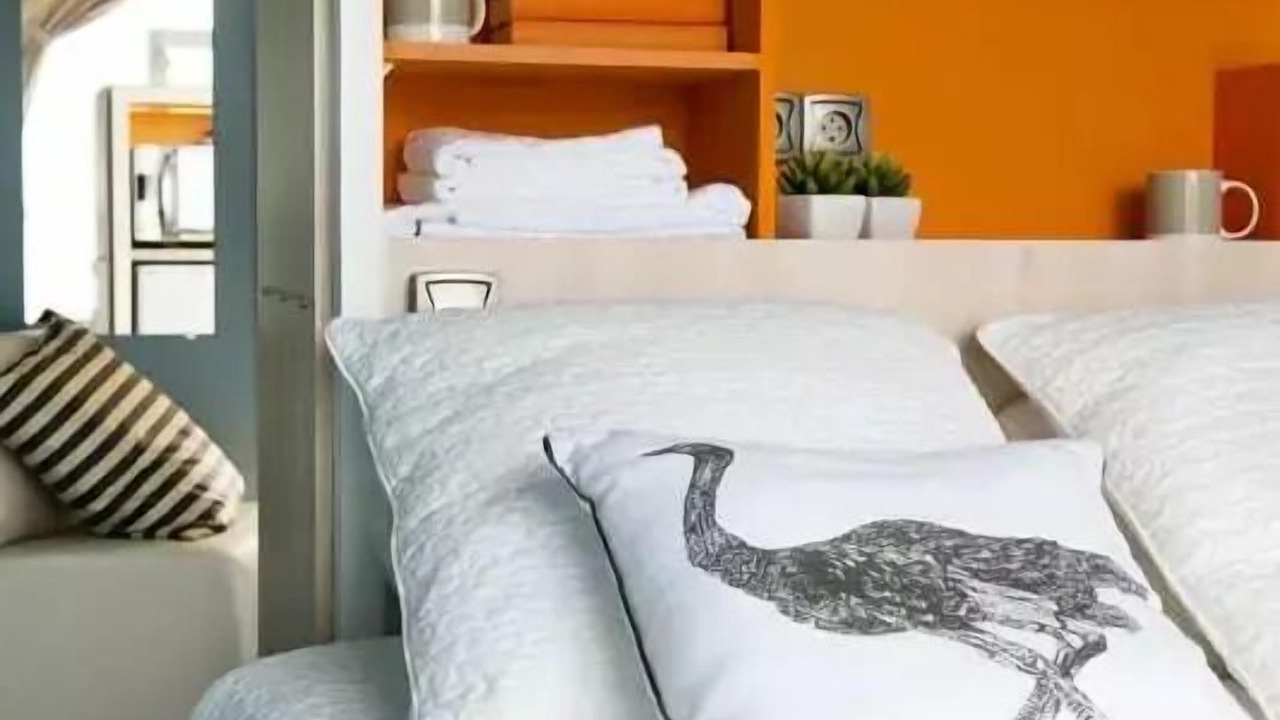 Photo of Bedroom in Guillac