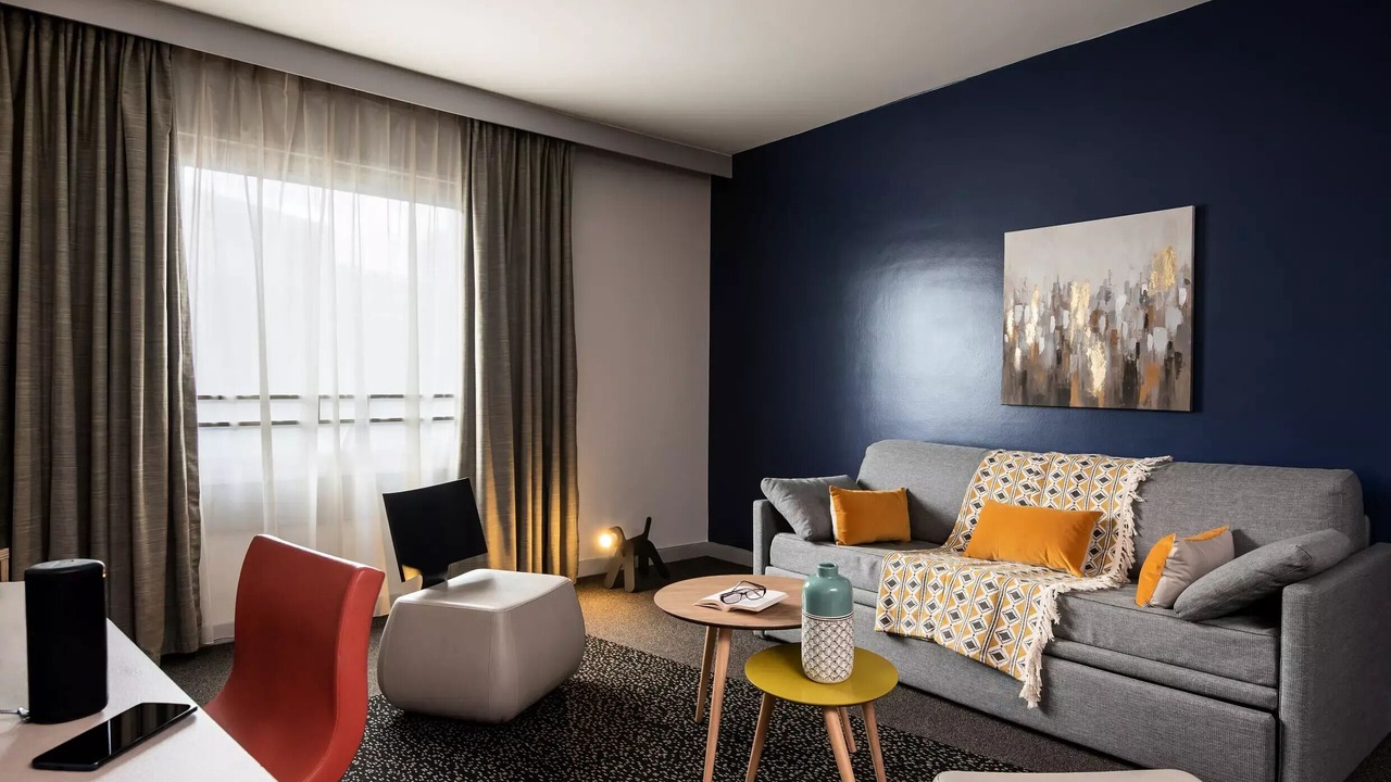 Photo of Livingroom in Puteaux