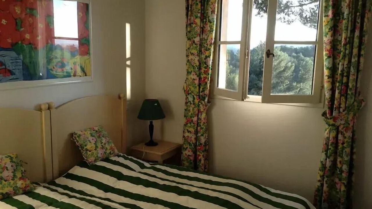 Photo of Bedroom in Pont Royal