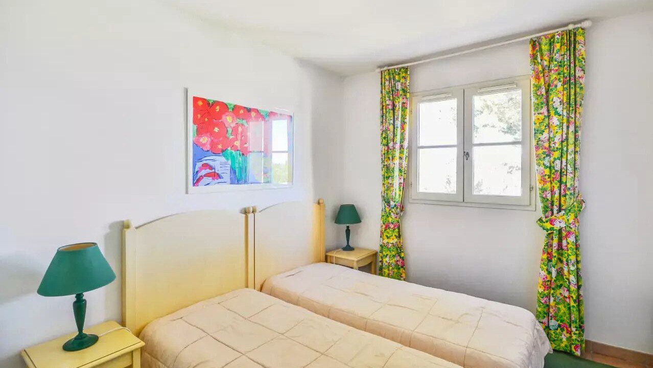 Photo of Bedroom in Pont Royal