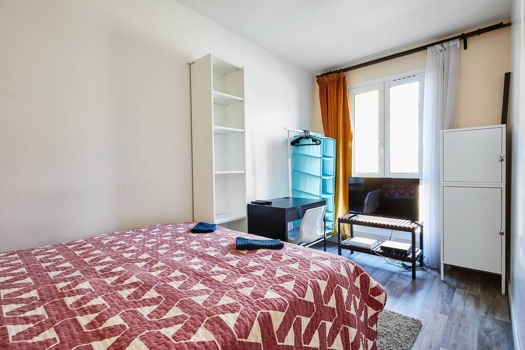 Photo of Bedroom in Pantin