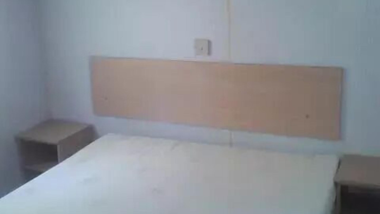 Photo of Bedroom in Castelnau-de-Montmiral