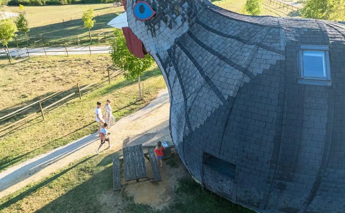 Photo of Others in Dienne