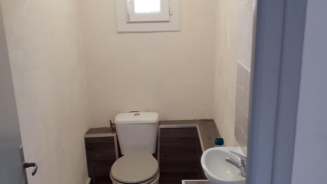 Photo of Bathroom in Saint-Genis