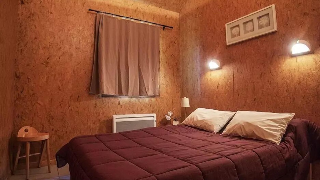 Photo of Bedroom in Aston